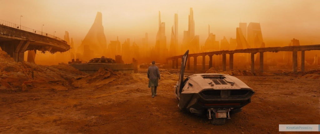 «Бегущий по лезвию 2049» - «Blade Runner 2049»  (реж. Дени Вильнёв, 2017) - фильм (фото, кадр)