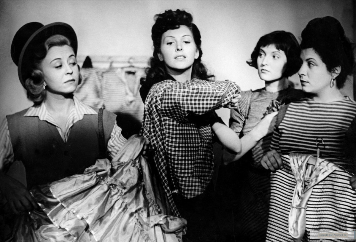 «Огни варьете» - «Luci del varietà»  (реж. Федерико Феллини, Альберто Латтуада, 1951, Италия) - фильм (фото, кадр)