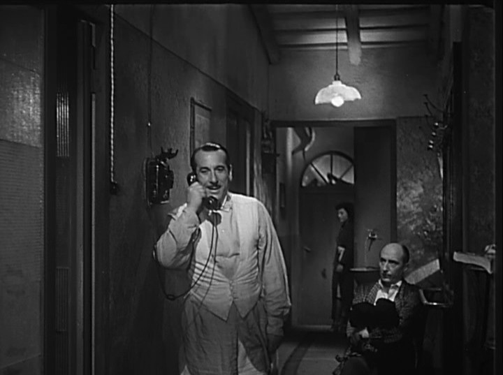 «Огни варьете» - «Luci del varietà»  (реж. Федерико Феллини, Альберто Латтуада, 1951, Италия) - фильм (фото, кадр)