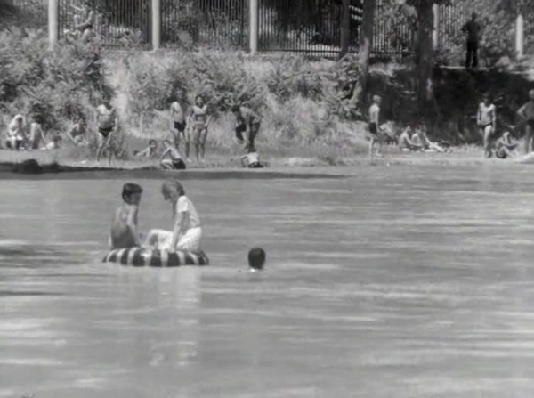 «Нежность» (реж. Эльёр Ишмухамедов, 1966) - в гл.р. Мария Стерникова - фильм (фото, кадр)