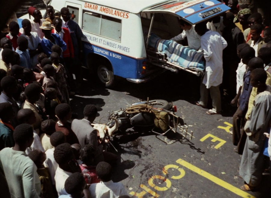 «Туки-Буки» / «Touki Bouki»  (реж. Джибрил Диоп Мамбети, 1973, Сенегал) - фильм (фото, кадр)
